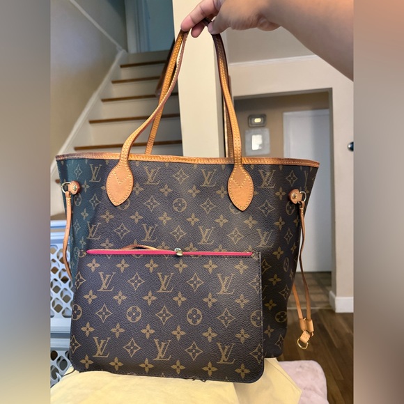 Louis Vuitton Neverfull Monogram MM with pouch( RFID) - Picture 1 of 17